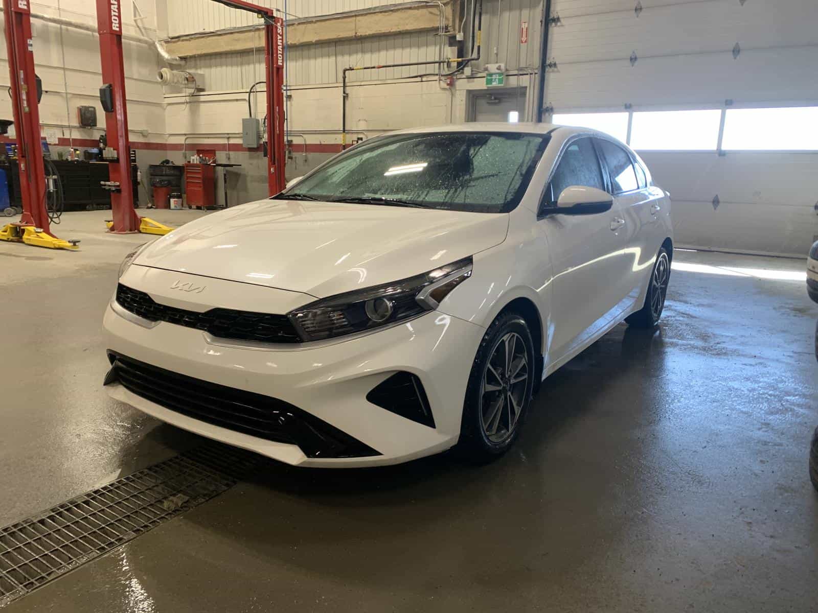 Image 1 Kia Forte EX 2022