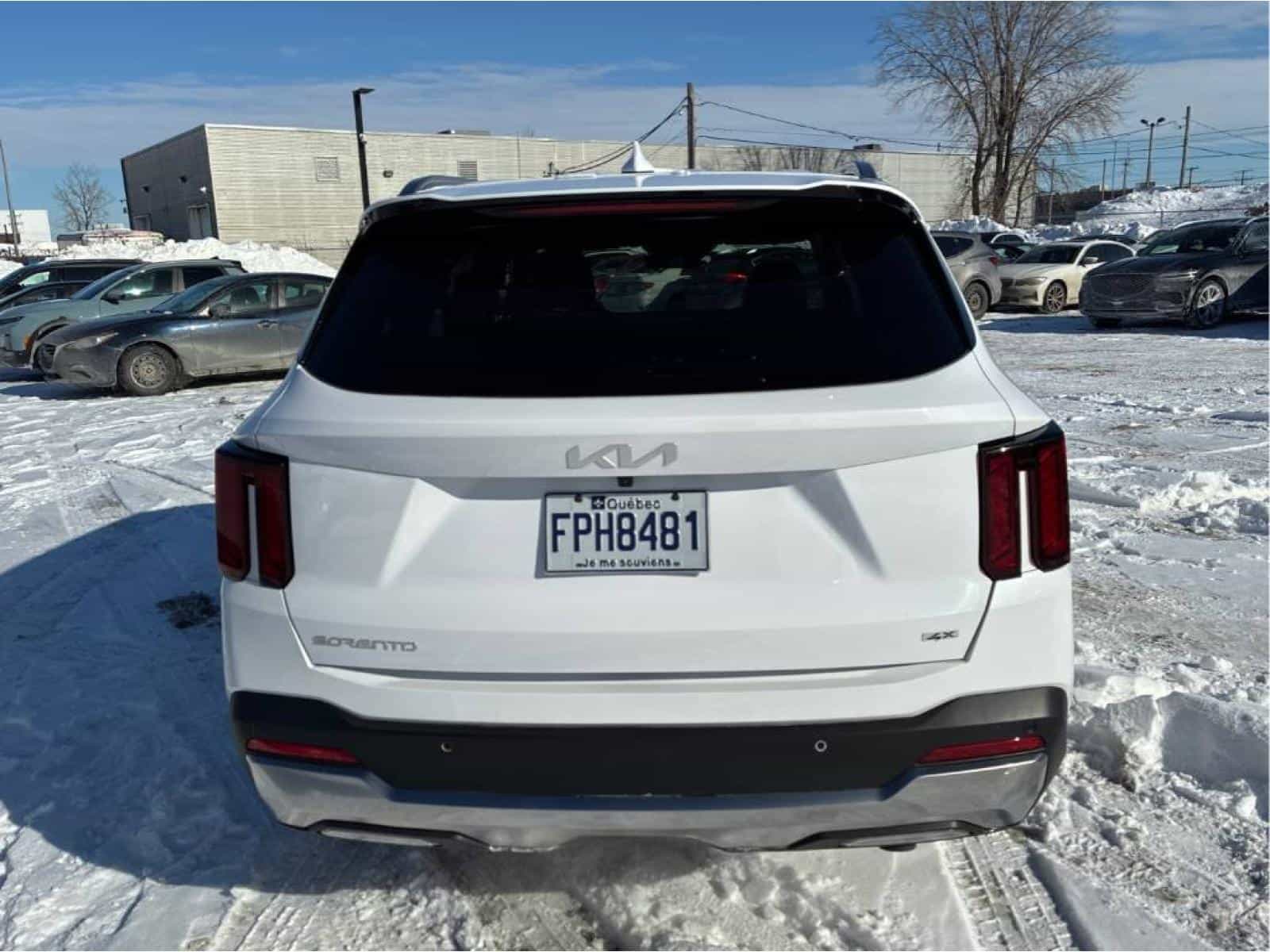 2025 Kia Sorento EX 2.5T - Image 7