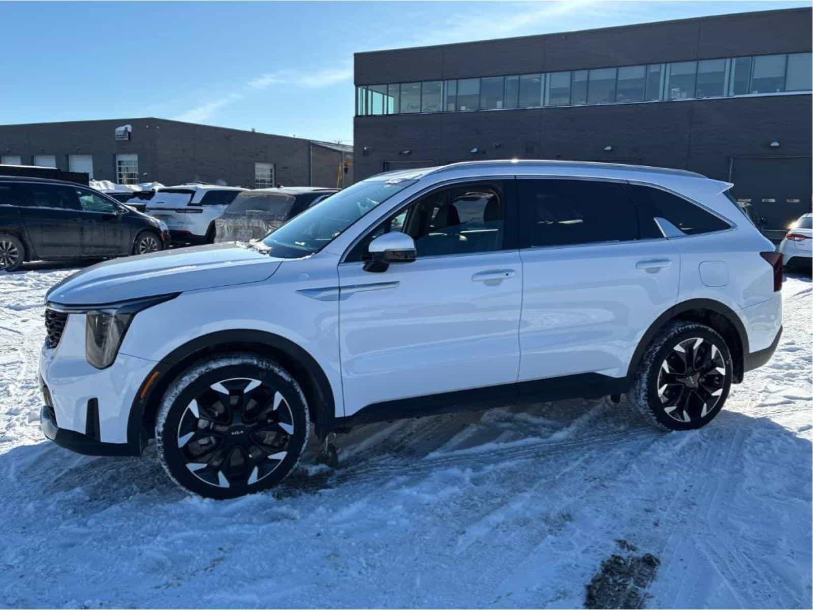 2025 Kia Sorento EX 2.5T - Image 5