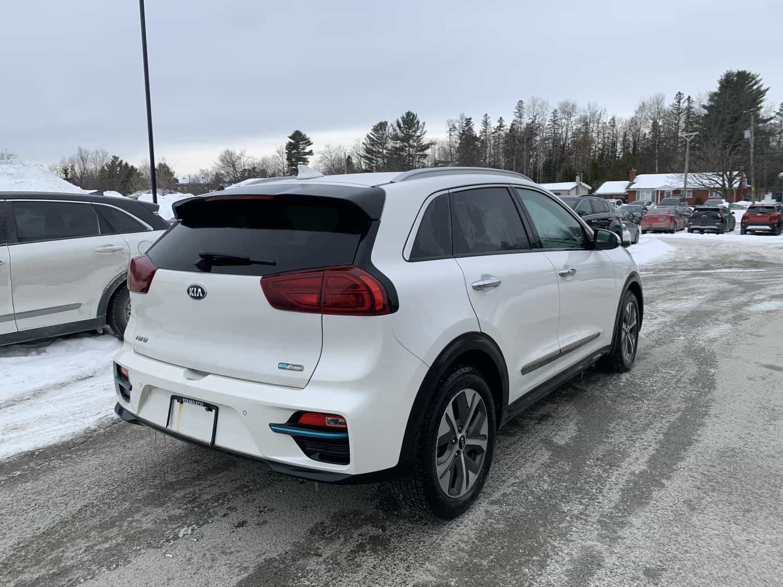 2020 Kia Niro EV SX Touring - Image 4