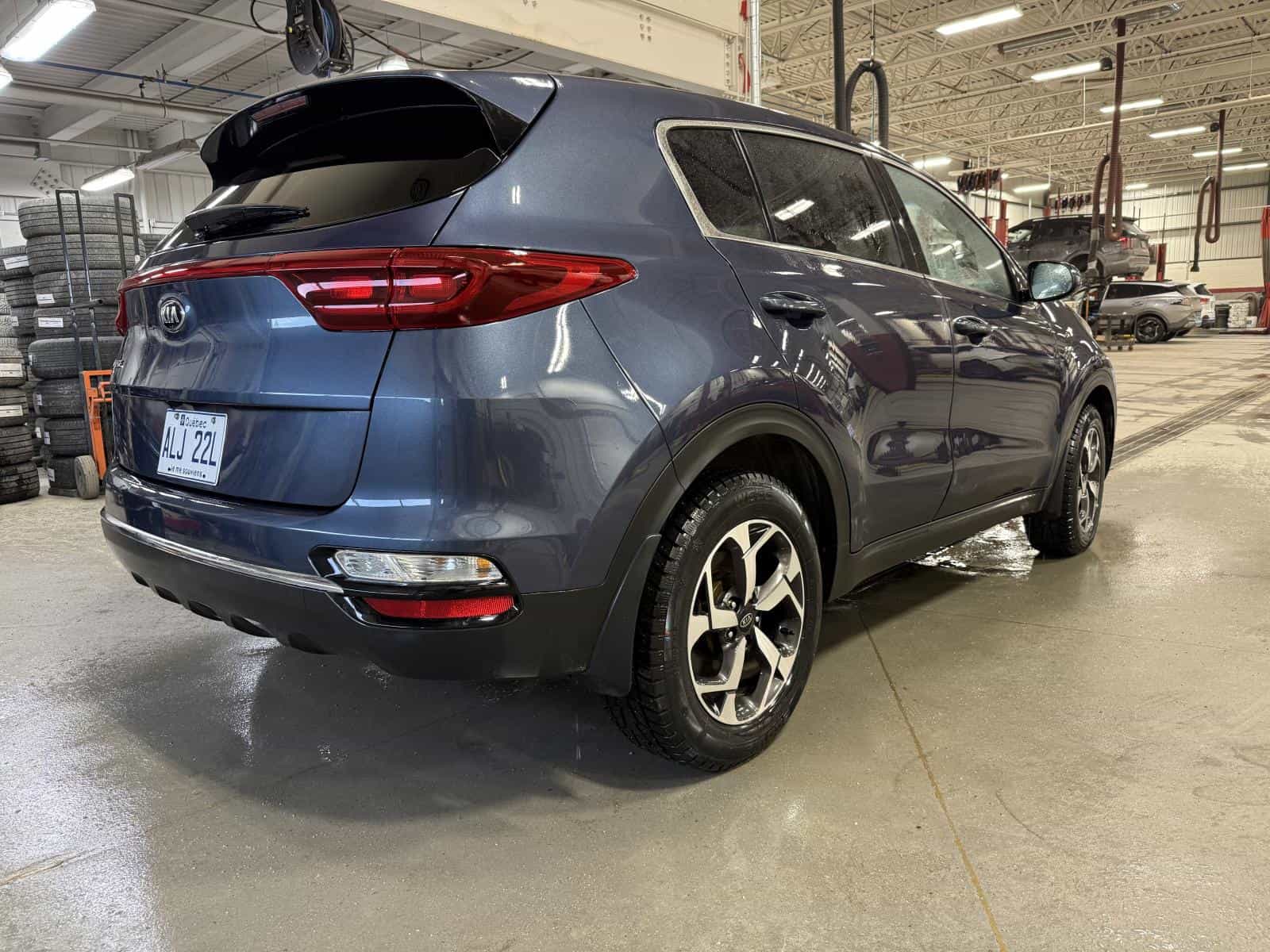 2022 Kia Sportage LX - Image 4