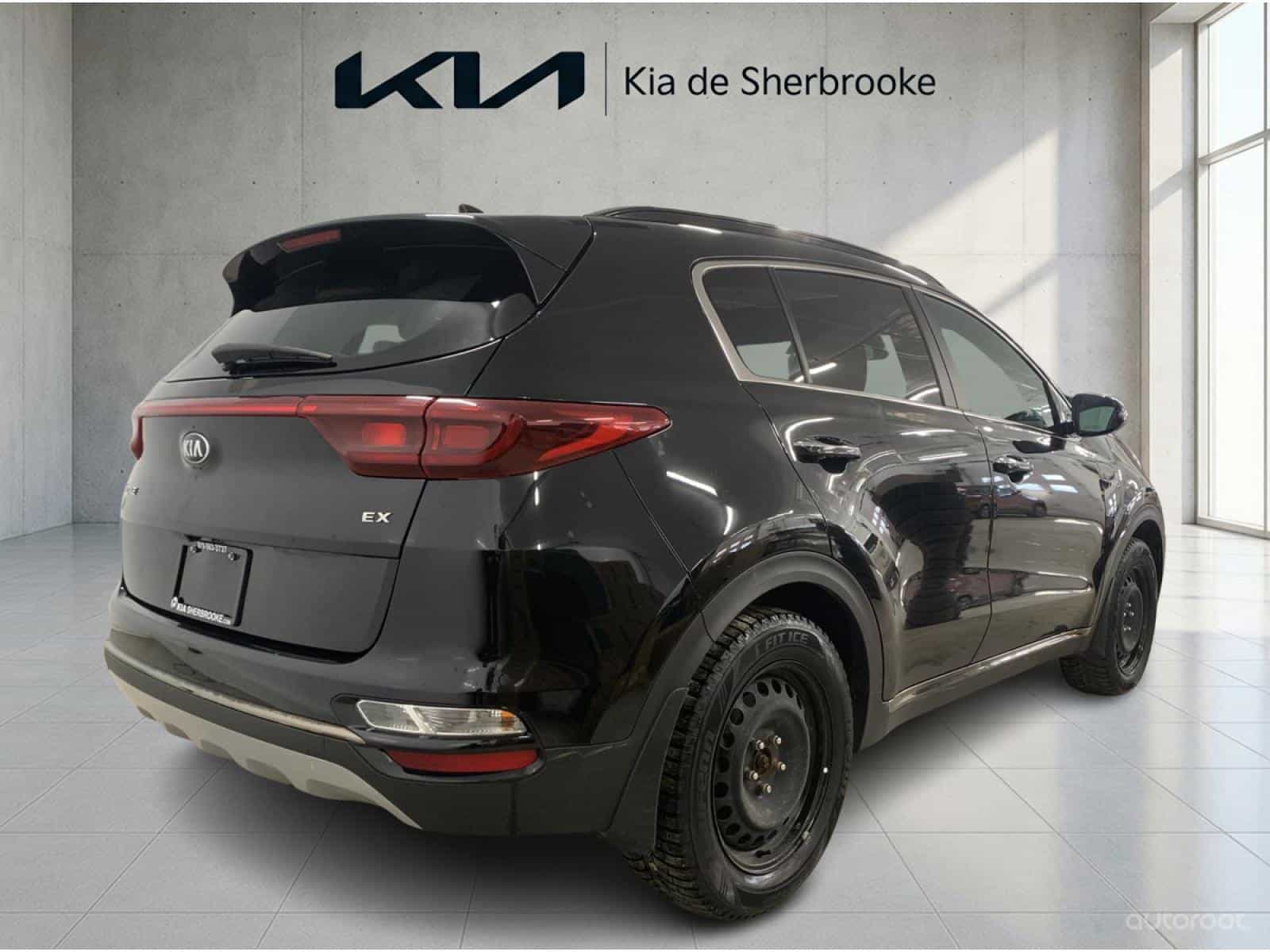 2021 Kia Sportage EX - Image 4