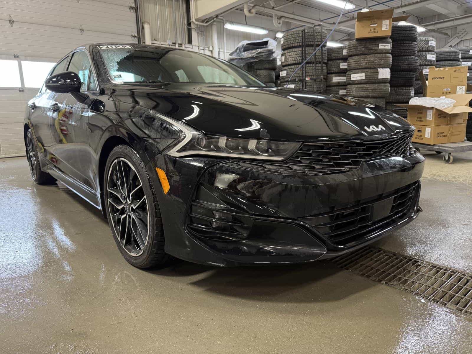 2023 Kia K5 GT - Image 3