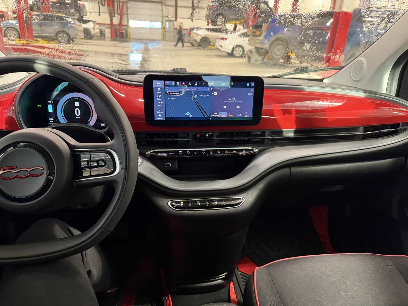 2024 Fiat 500E Base - Image 8