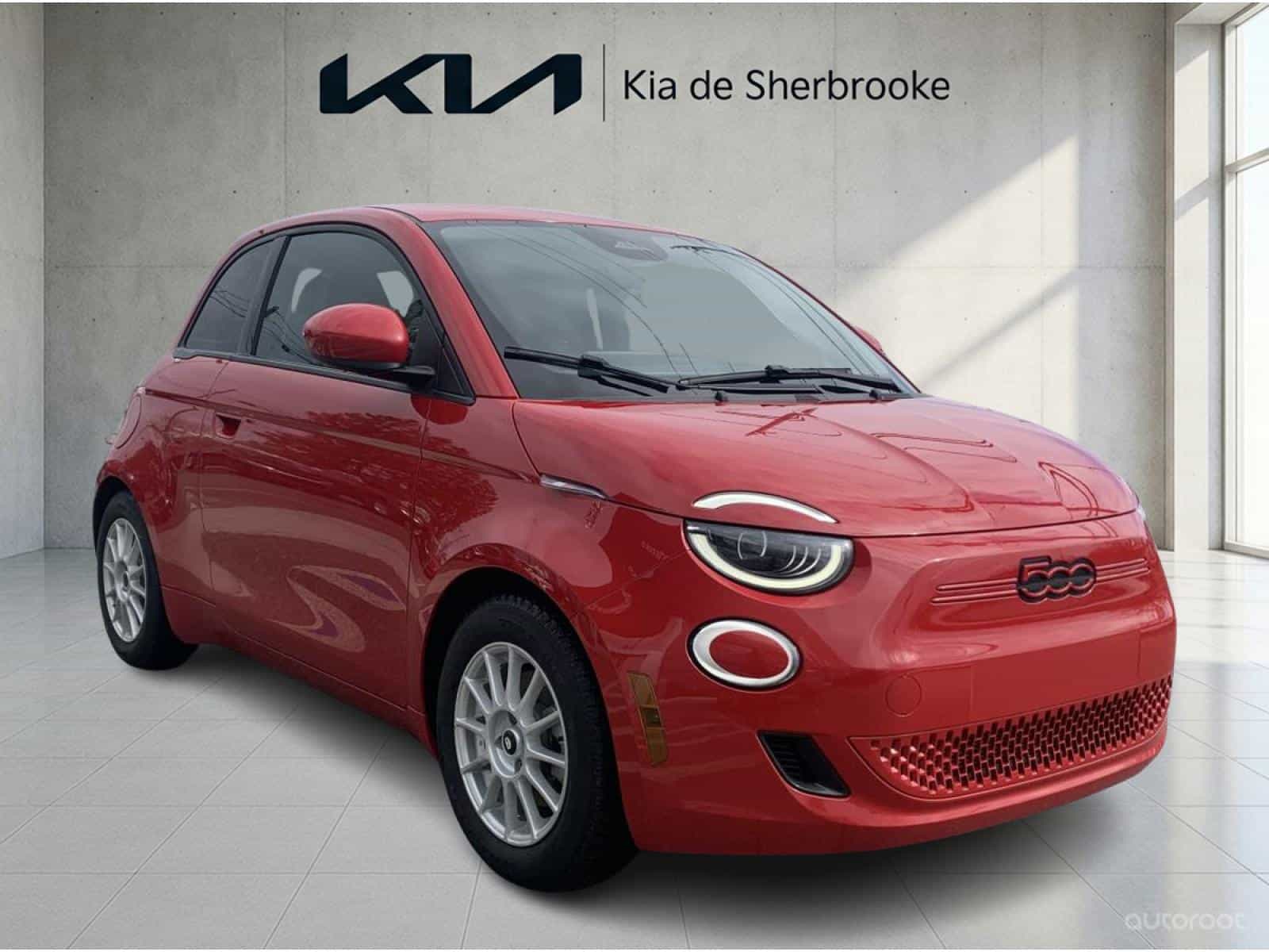 2024 Fiat 500E Base - Image 3
