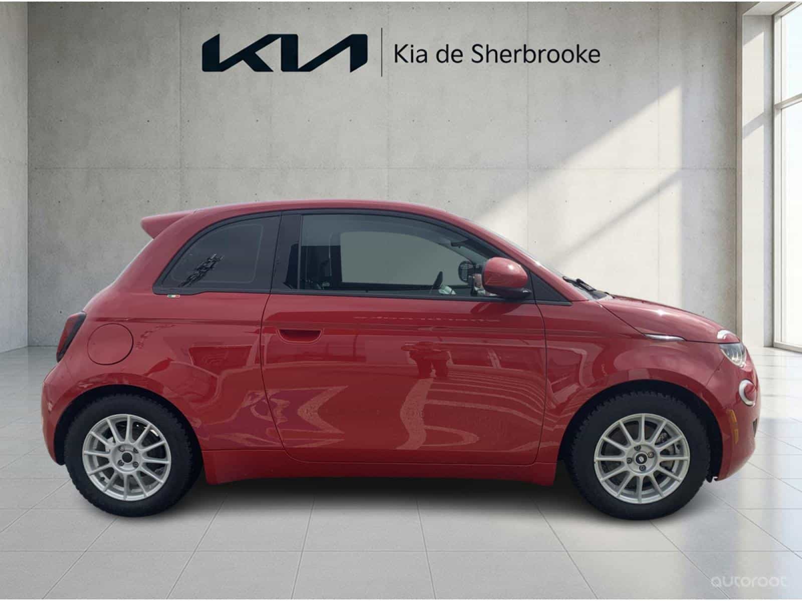 2024 Fiat 500E Base - Image 4