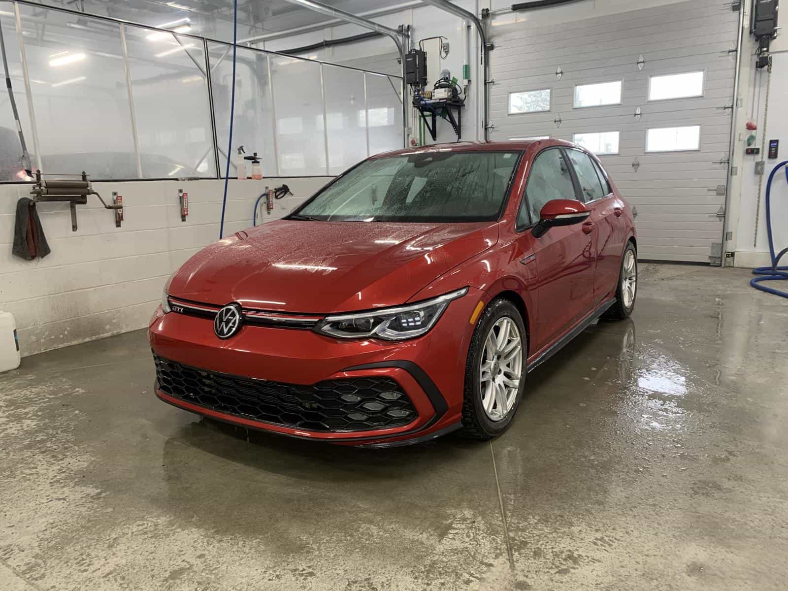 Image 1 Volkswagen GTI Autobahn 2022