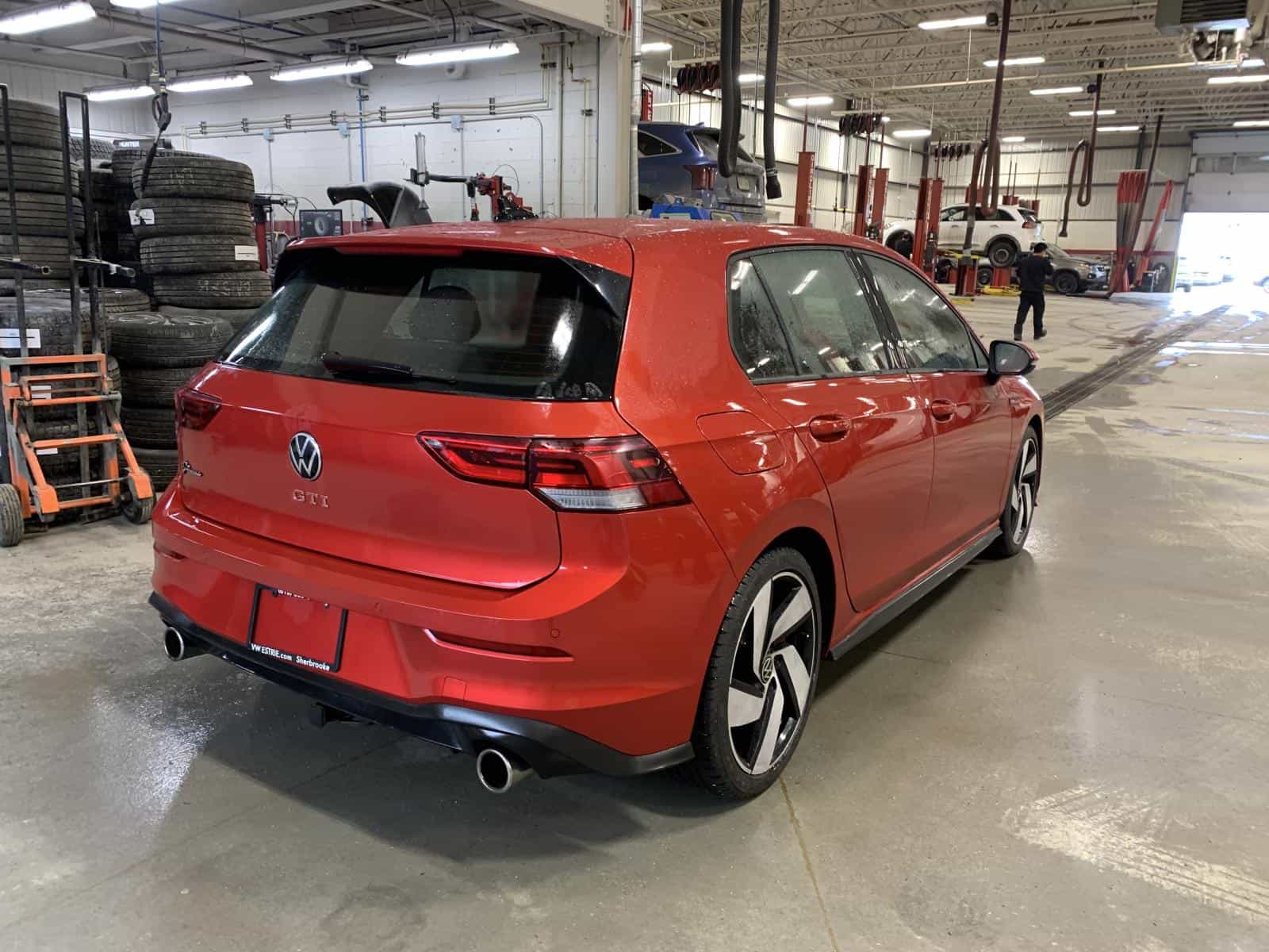 2022 Volkswagen GTI Autobahn - Image 5
