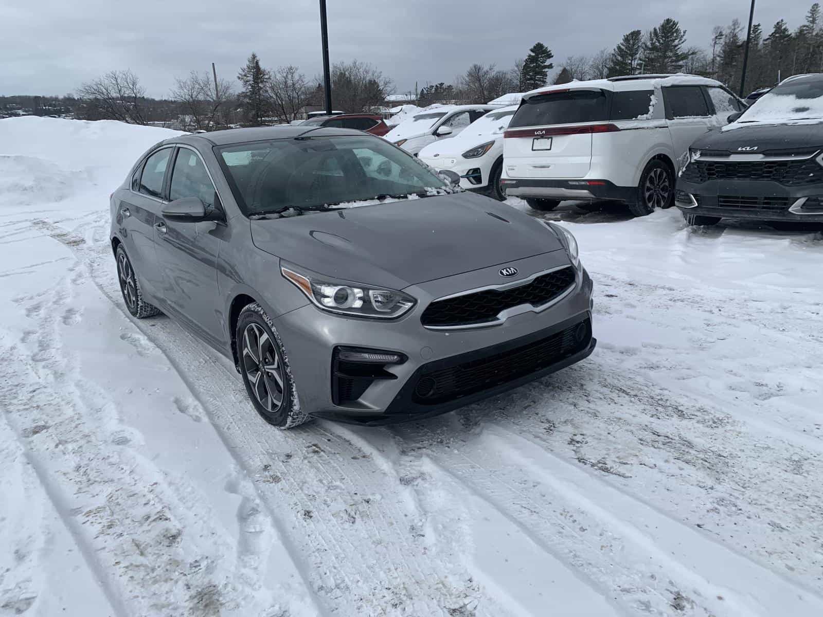 2021 Kia Forte EX - Image 3