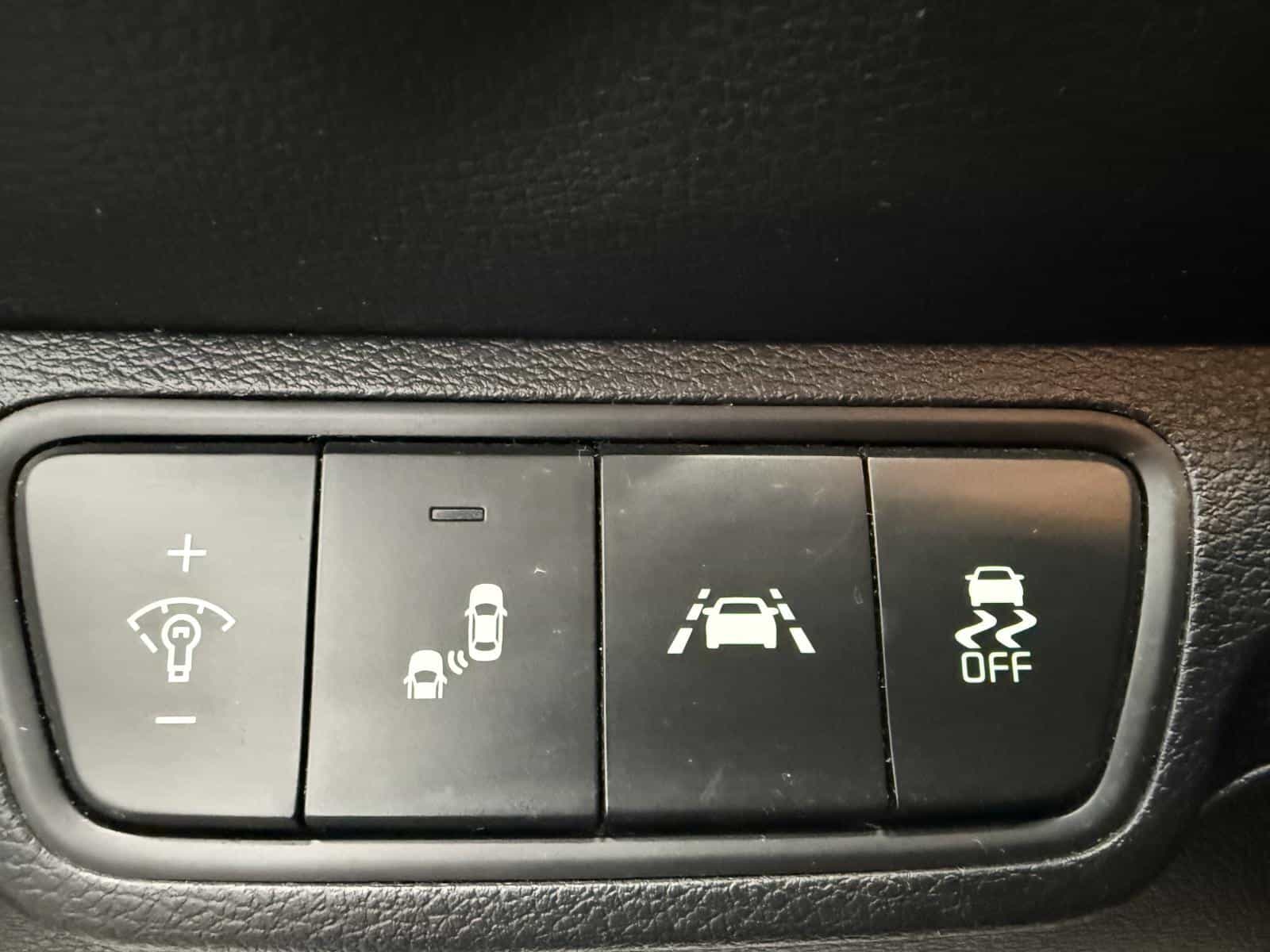 2021 Kia Forte EX - Image 13