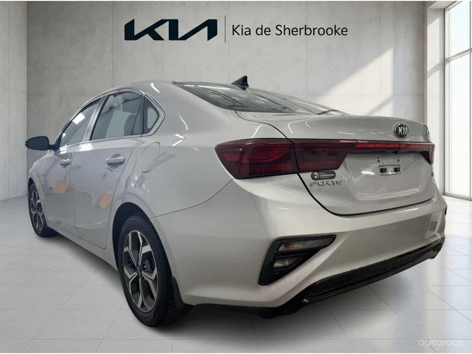 2021 Kia Forte EX - Image 8
