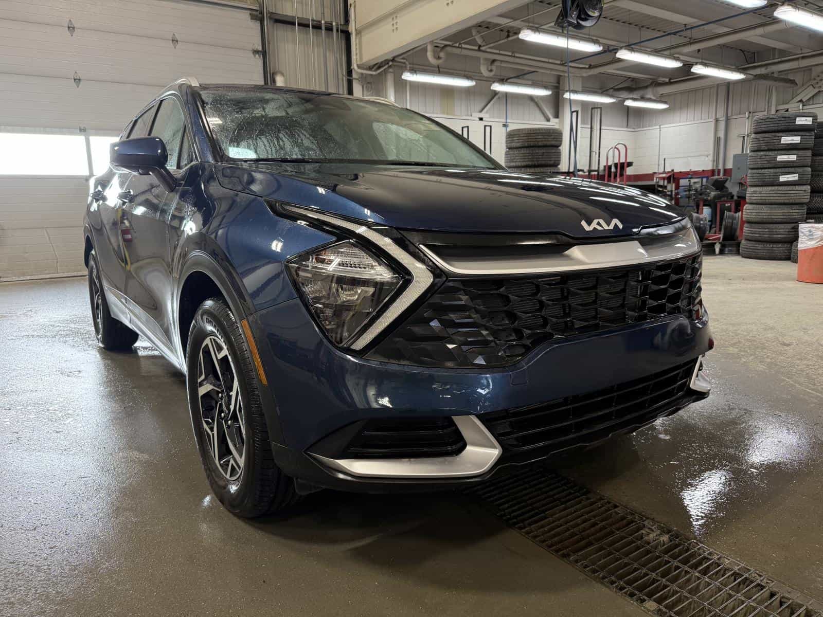 2024 Kia Sportage LX AWD - Image 3