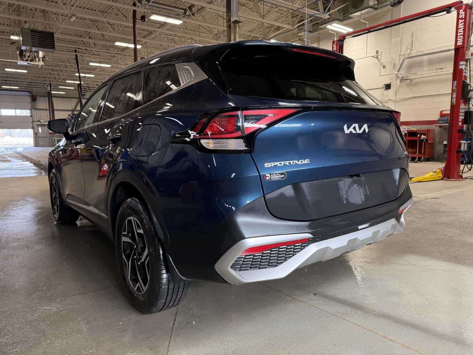 2024 Kia Sportage LX AWD - Image 6