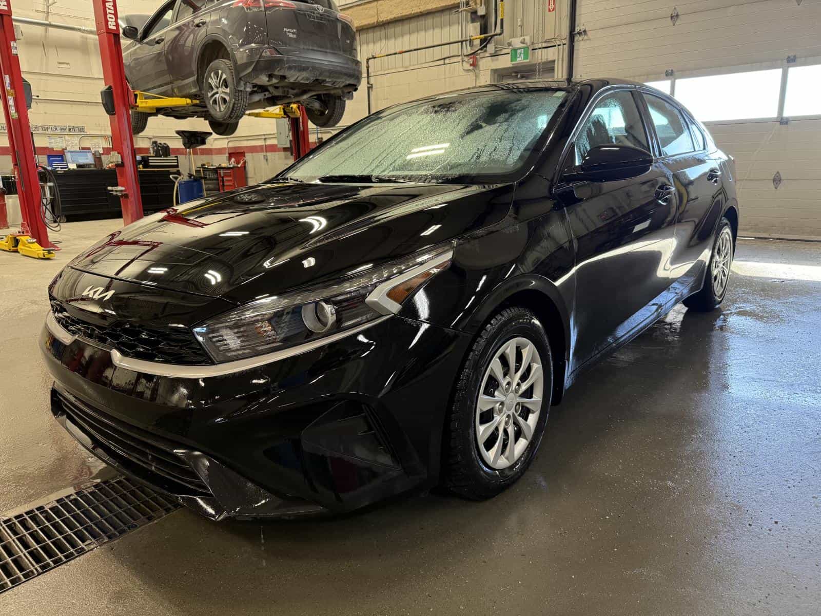 2023 Kia Forte LX - Image 1