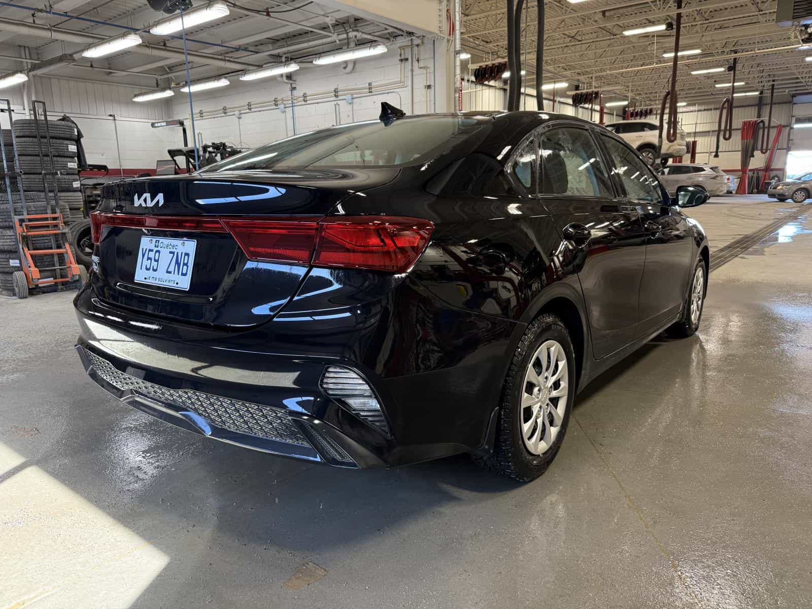 2023 Kia Forte LX - Image 4