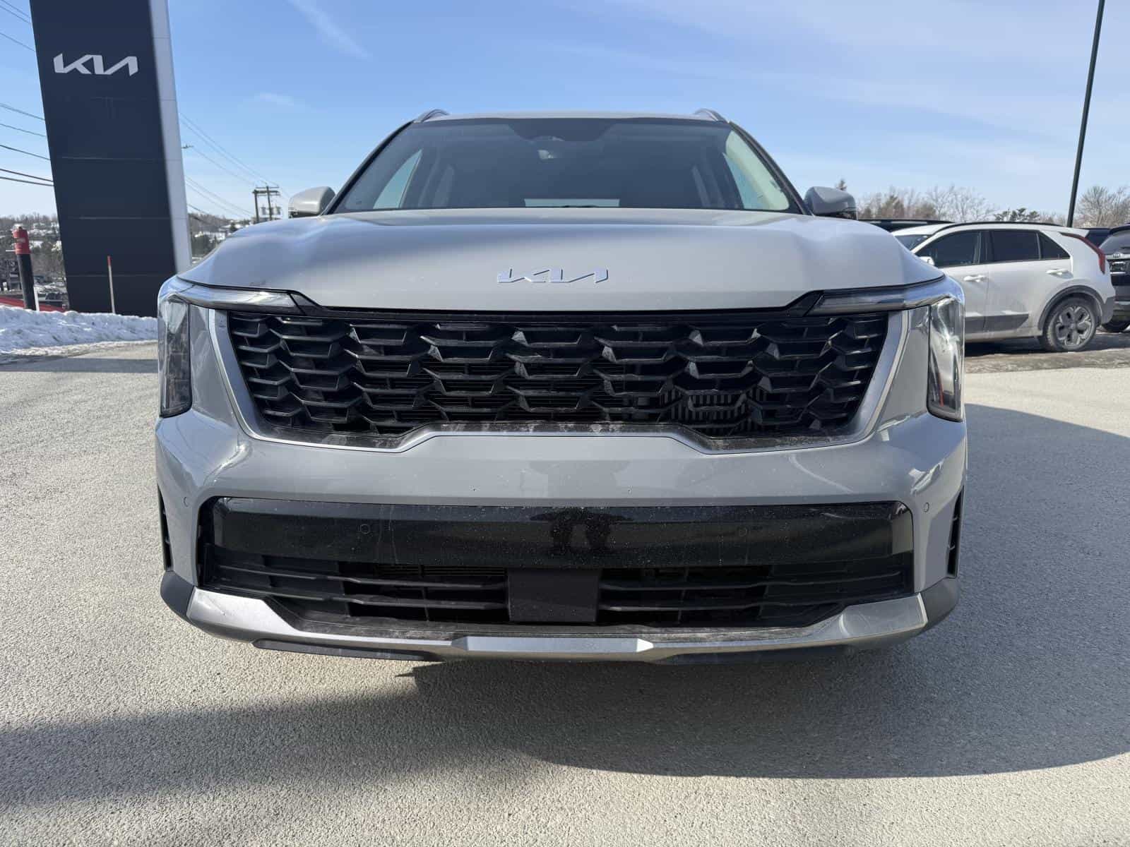 2025 Kia Sorento EX 2.5T - Image 2