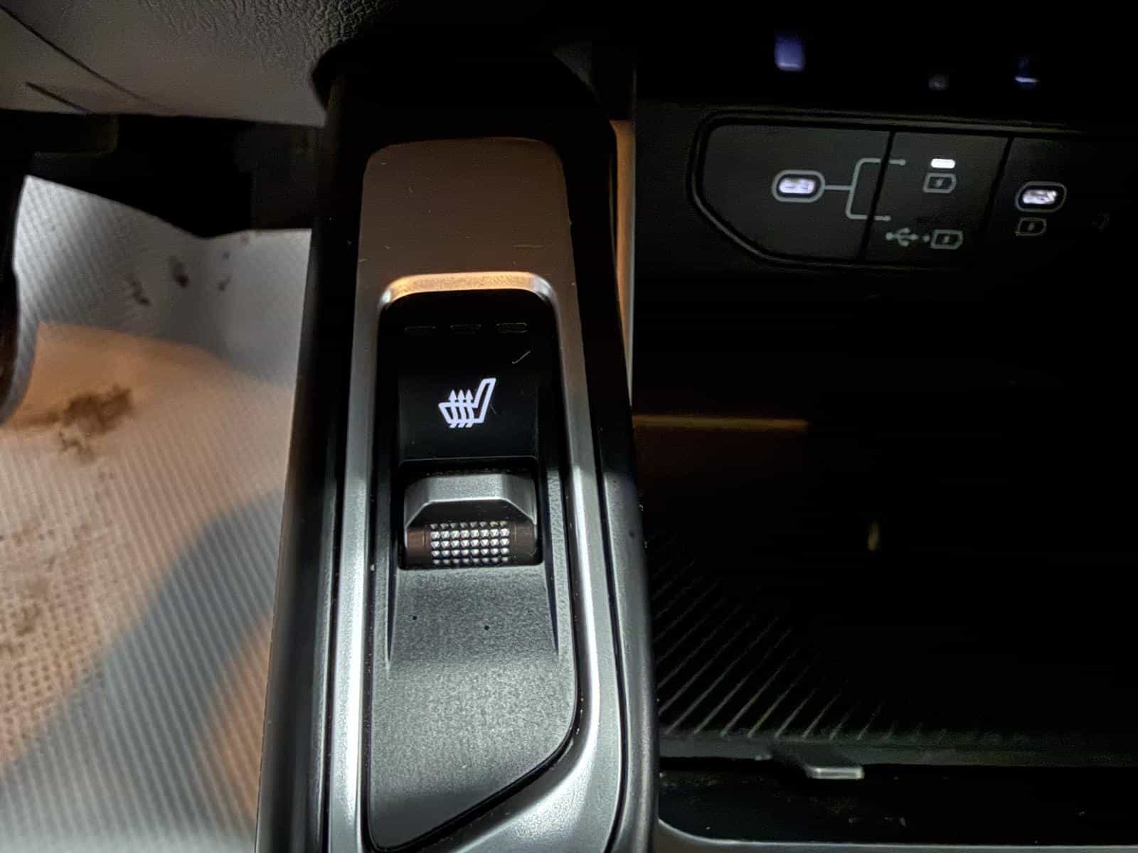 2025 Kia Sorento EX 2.5T - Image 27