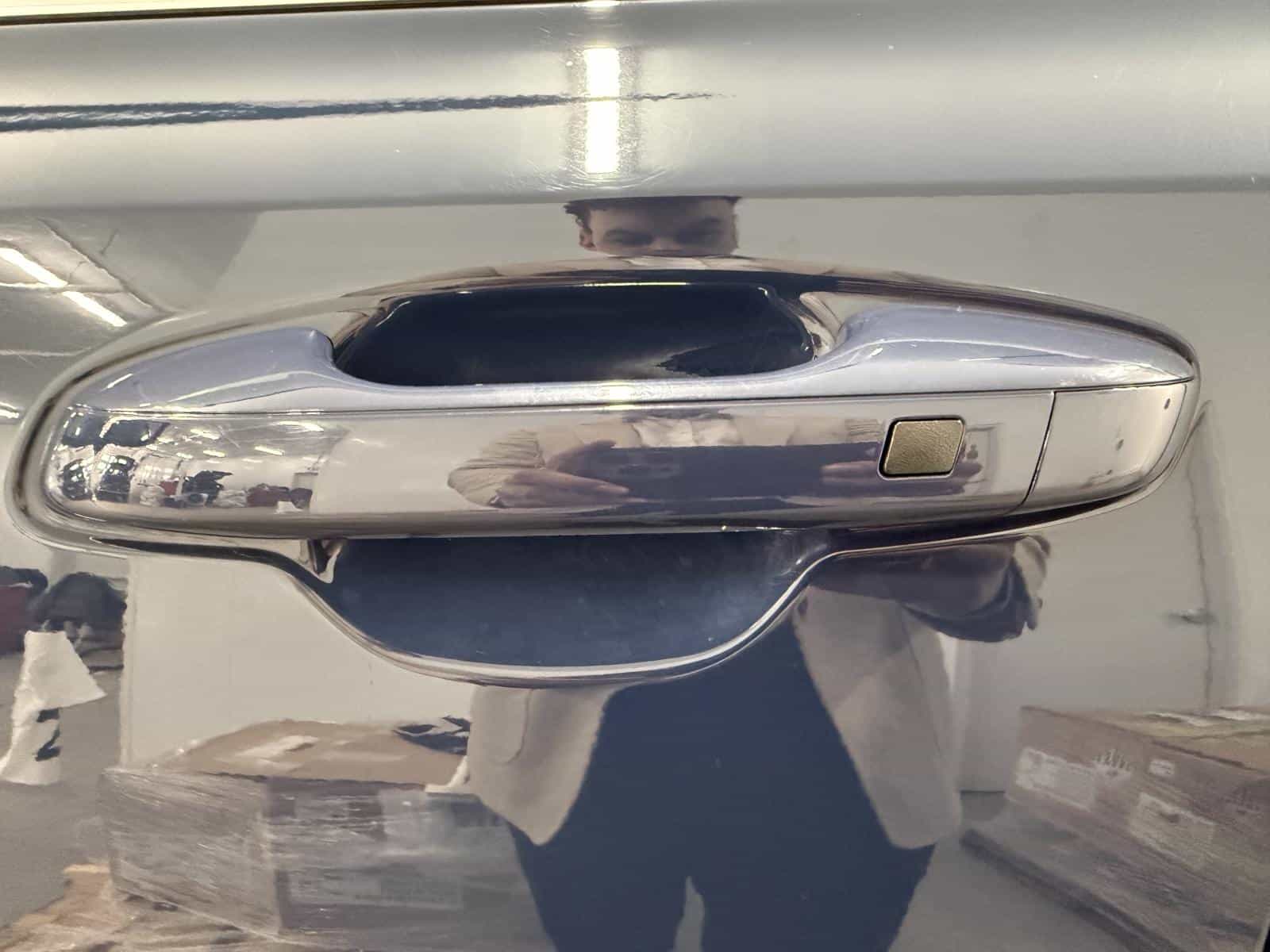 2025 Kia Sorento EX 2.5T - Image 15