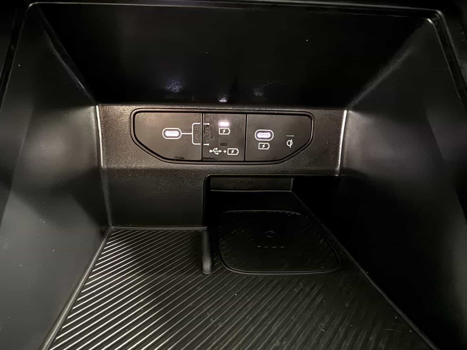 2025 Kia Sorento EX 2.5T - Image 29