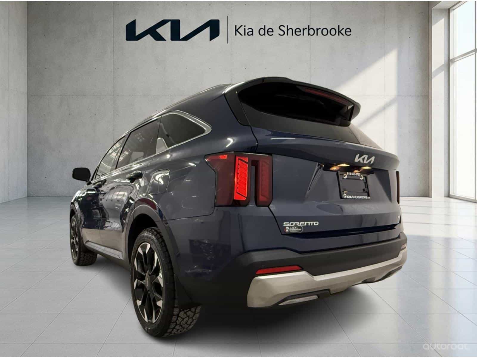 2025 Kia Sorento EX 2.5T - Image 7