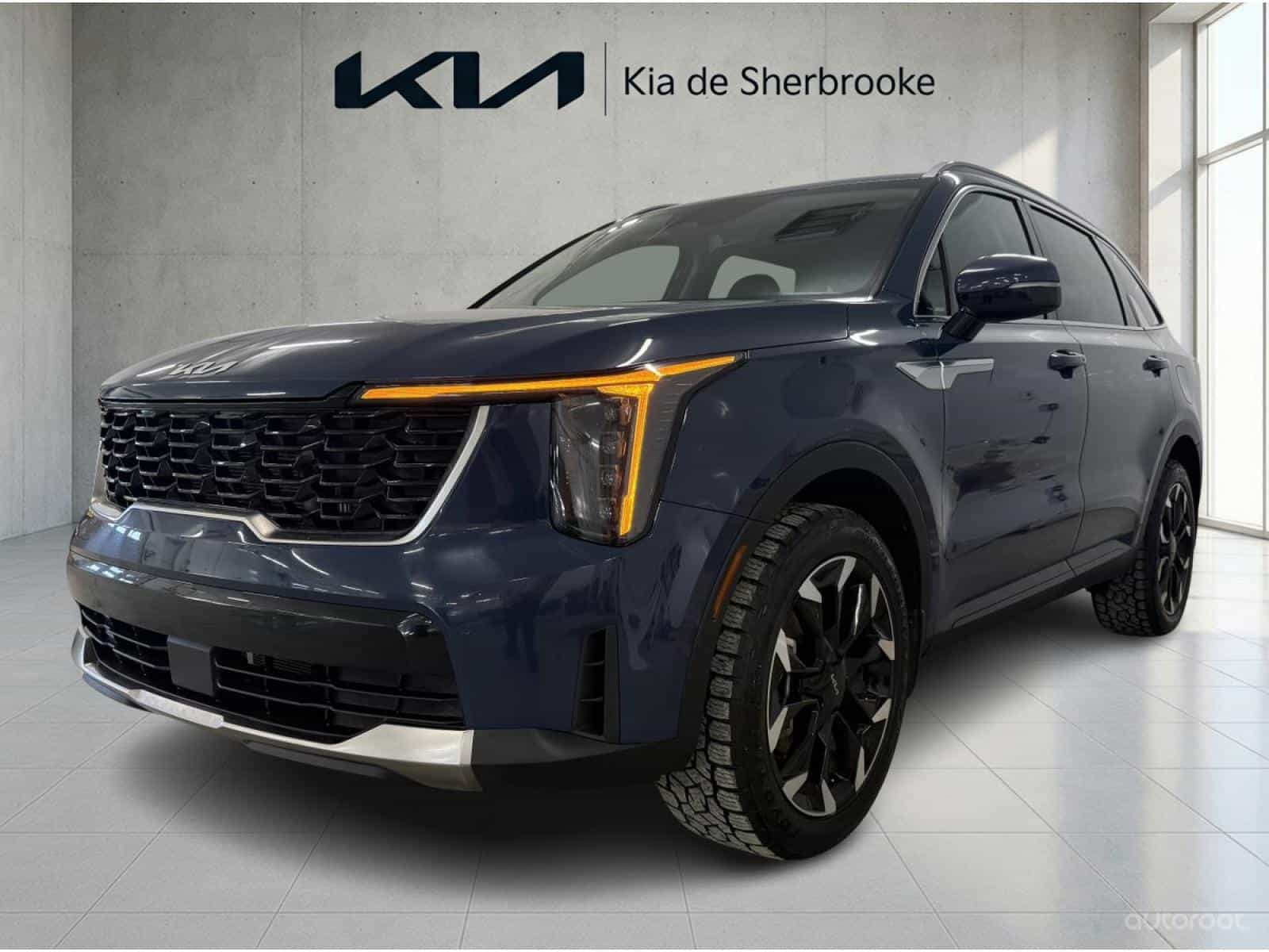 2025 Kia Sorento EX 2.5T - Image 1