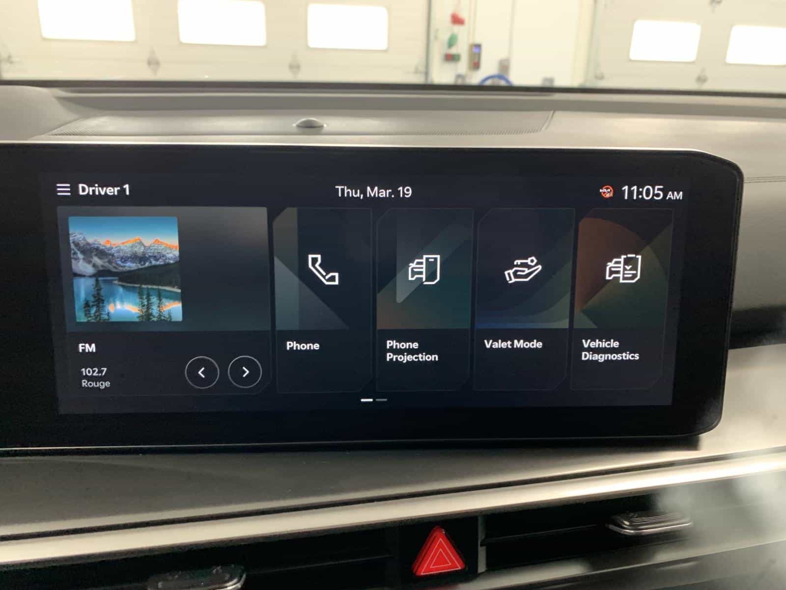 2025 Kia Sorento EX 2.5T - Image 15