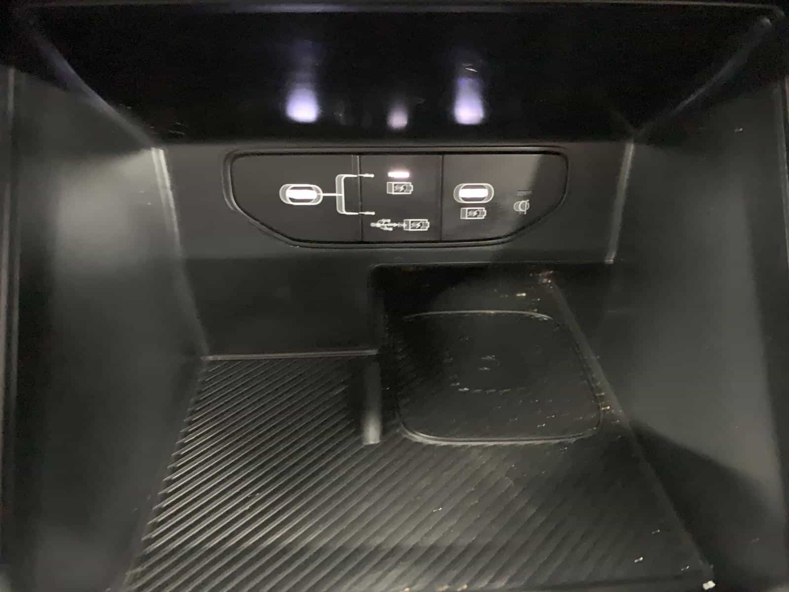 2025 Kia Sorento EX 2.5T - Image 17