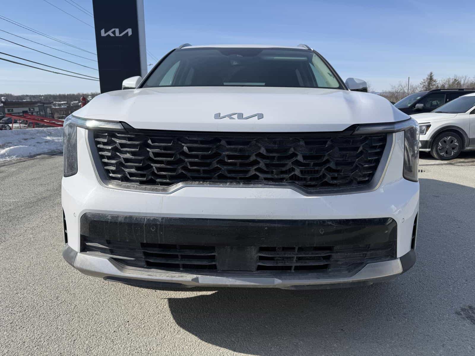 2025 Kia Sorento EX 2.5T - Image 2