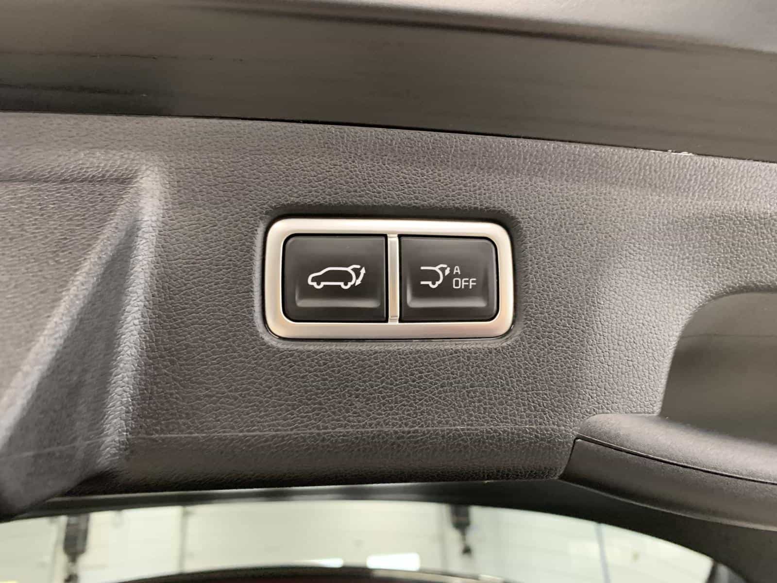 2025 Kia Sorento EX 2.5T - Image 9