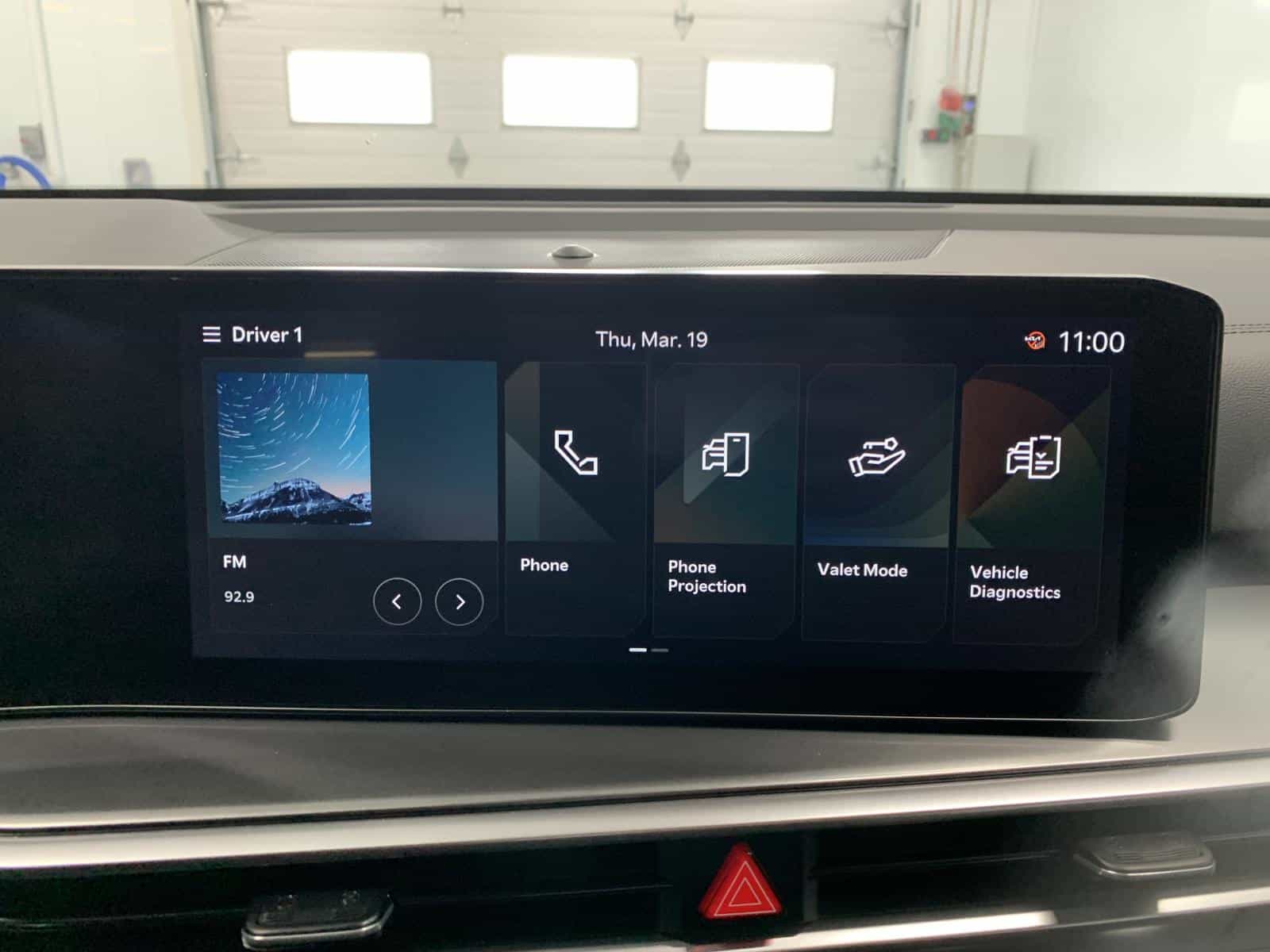 2025 Kia Sorento EX 2.5T - Image 19