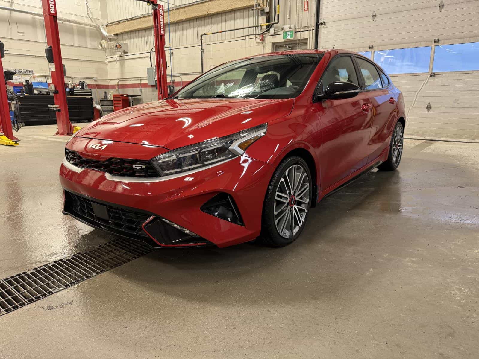 2022 Kia Forte5 GT - Image 1