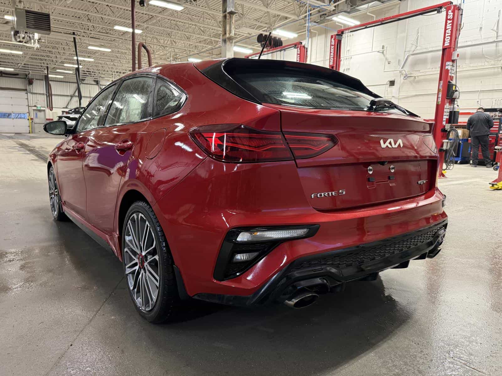 Image 6 Kia Forte5 GT 2022