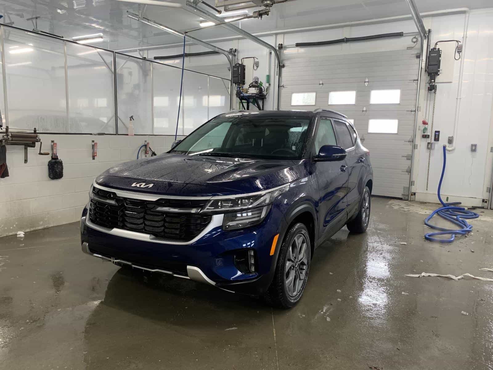 2025 Kia Seltos EX - Image 1