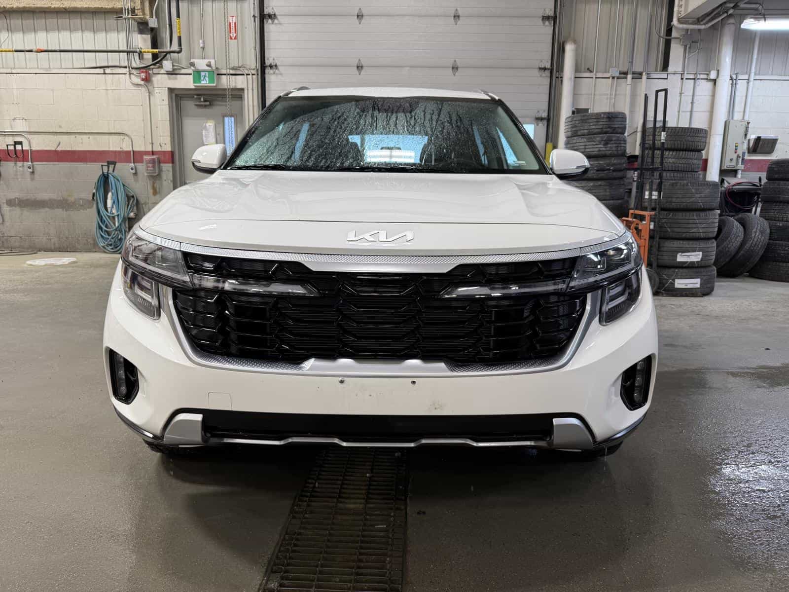 Image 2 Kia Seltos EX 2026