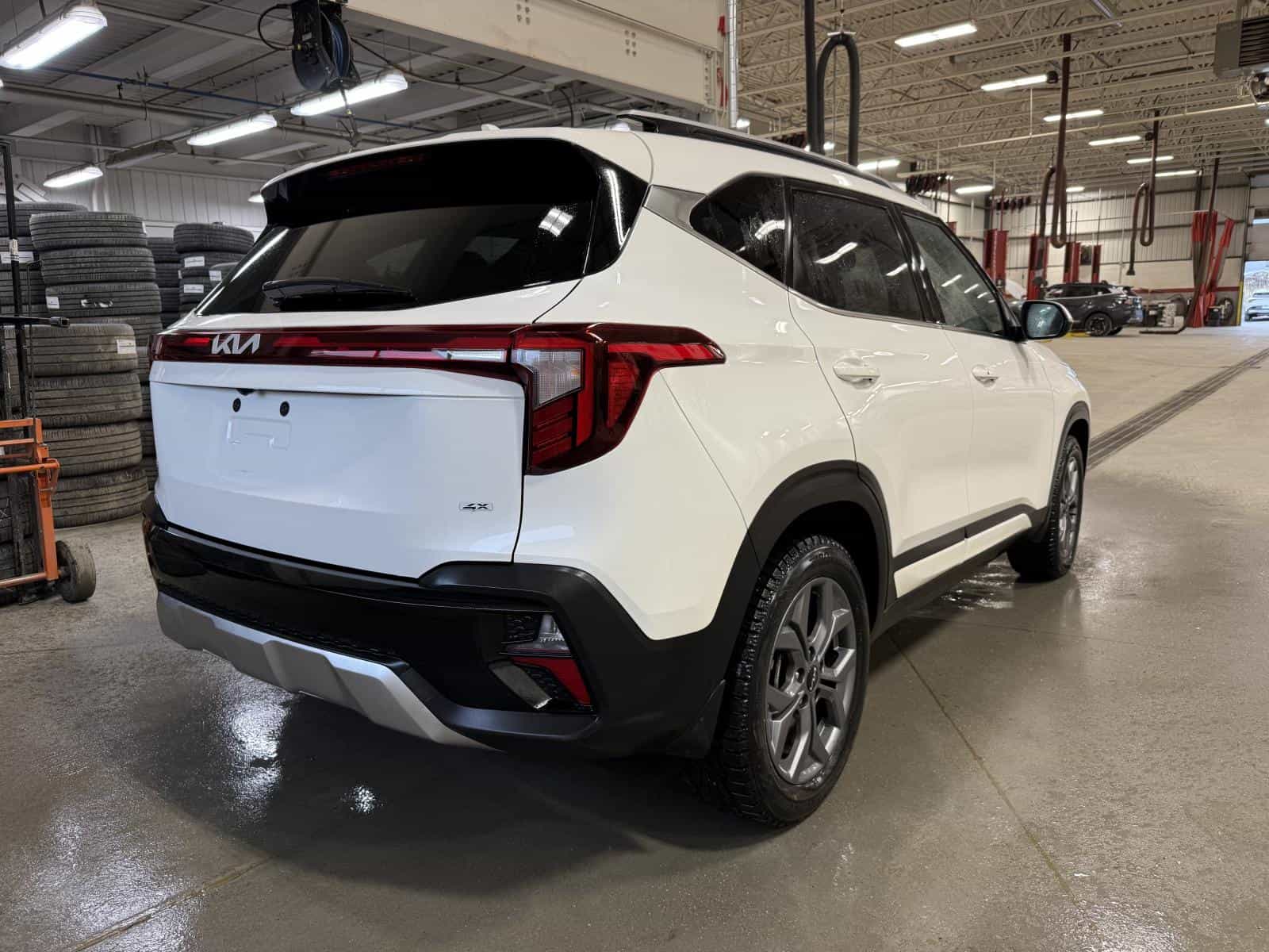 Image 4 Kia Seltos EX 2026