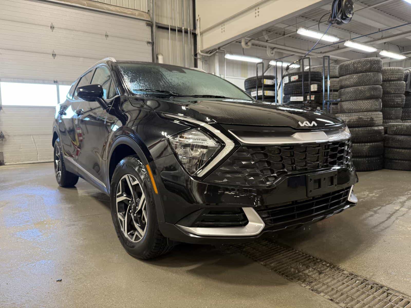 2024 Kia Sportage LX AWD - Image 3