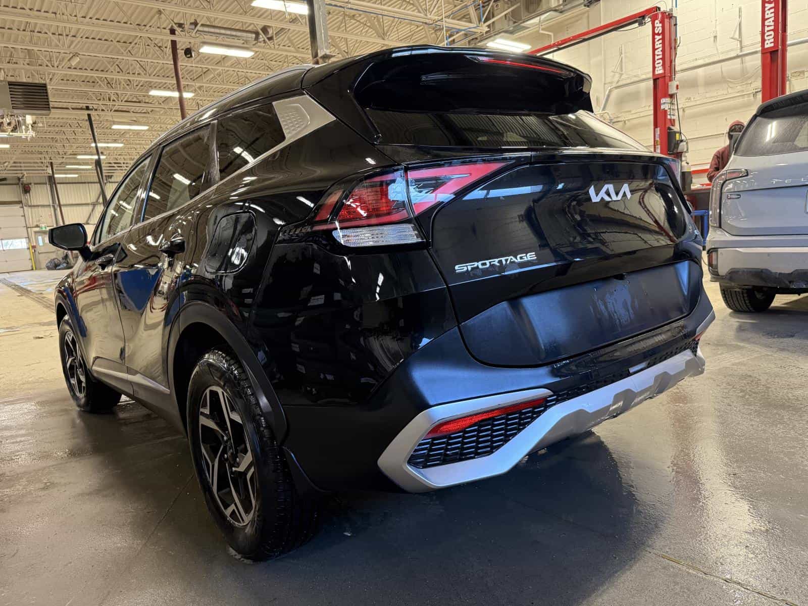 2024 Kia Sportage LX AWD - Image 6