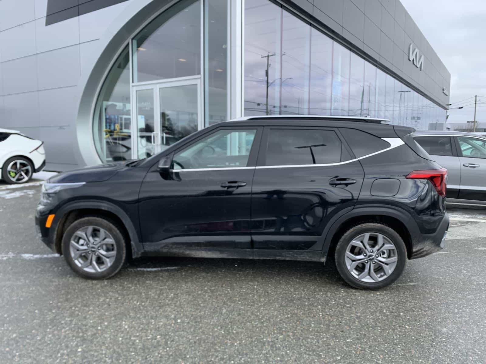 2024 Kia Seltos EX - Image 8