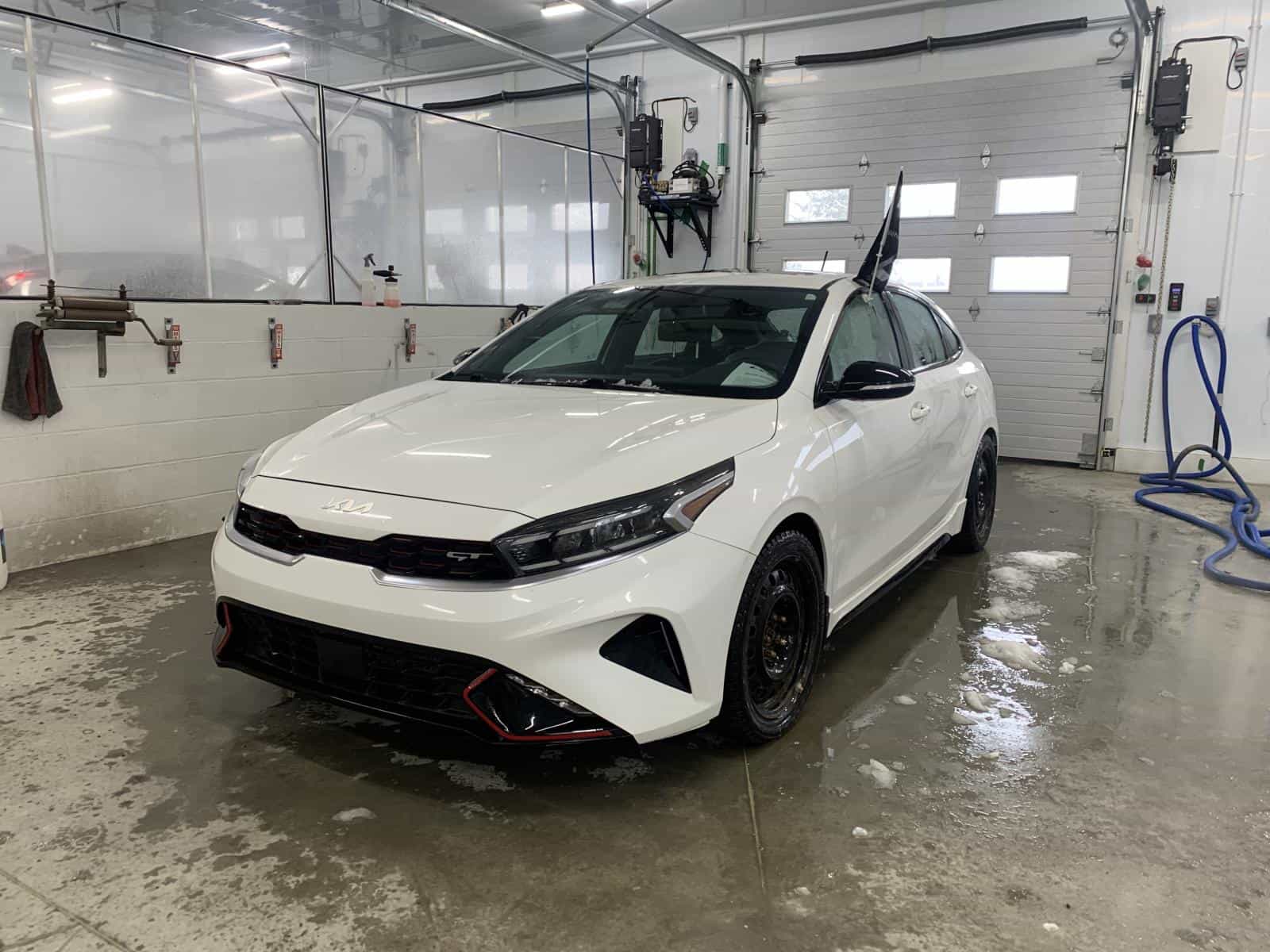 2023 Kia Forte5 GT - Image 1