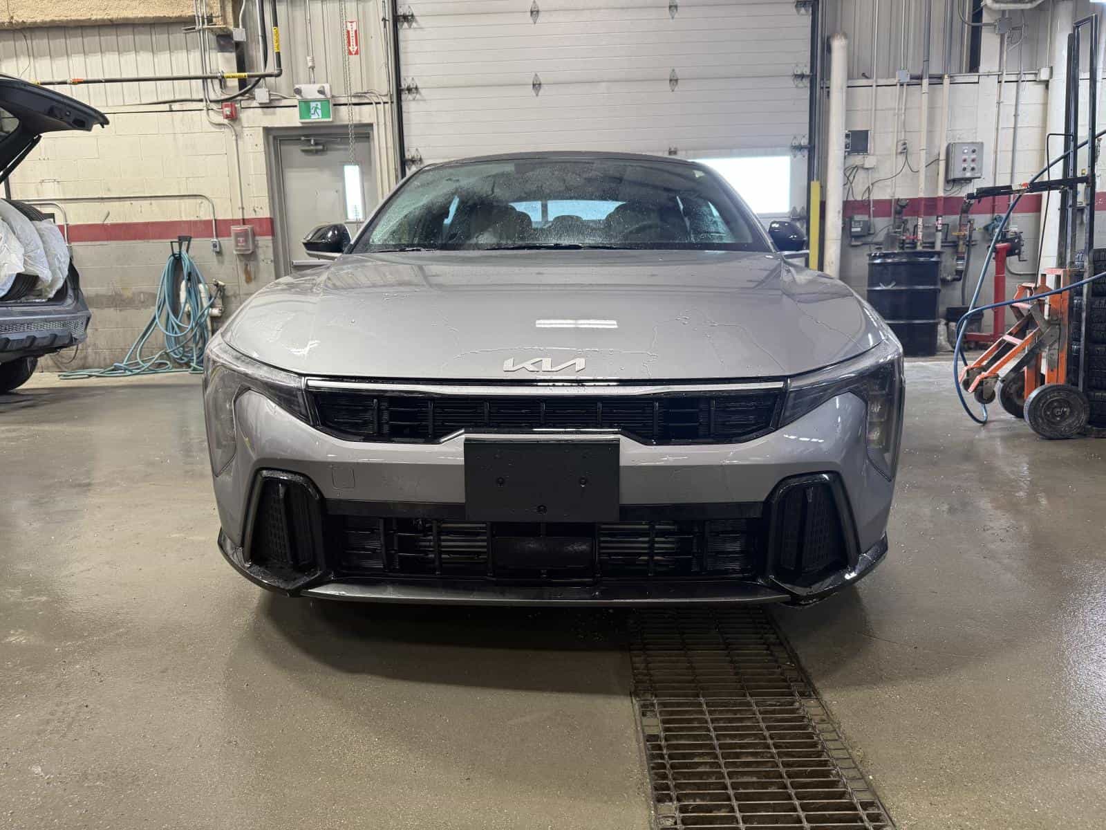 2025 Kia K4 GT-Line Turbo - Image 2