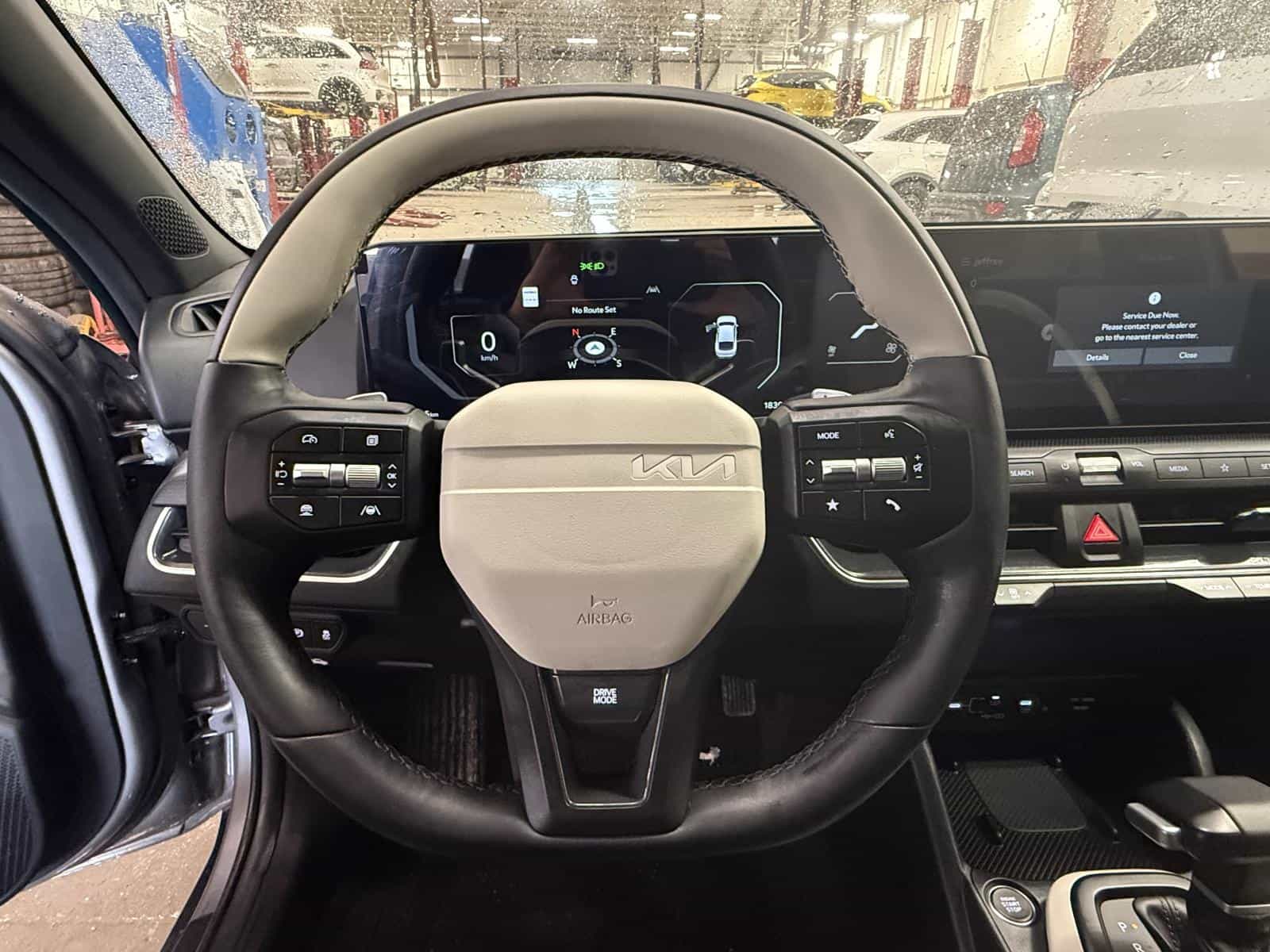 2025 Kia K4 GT-Line Turbo - Image 9