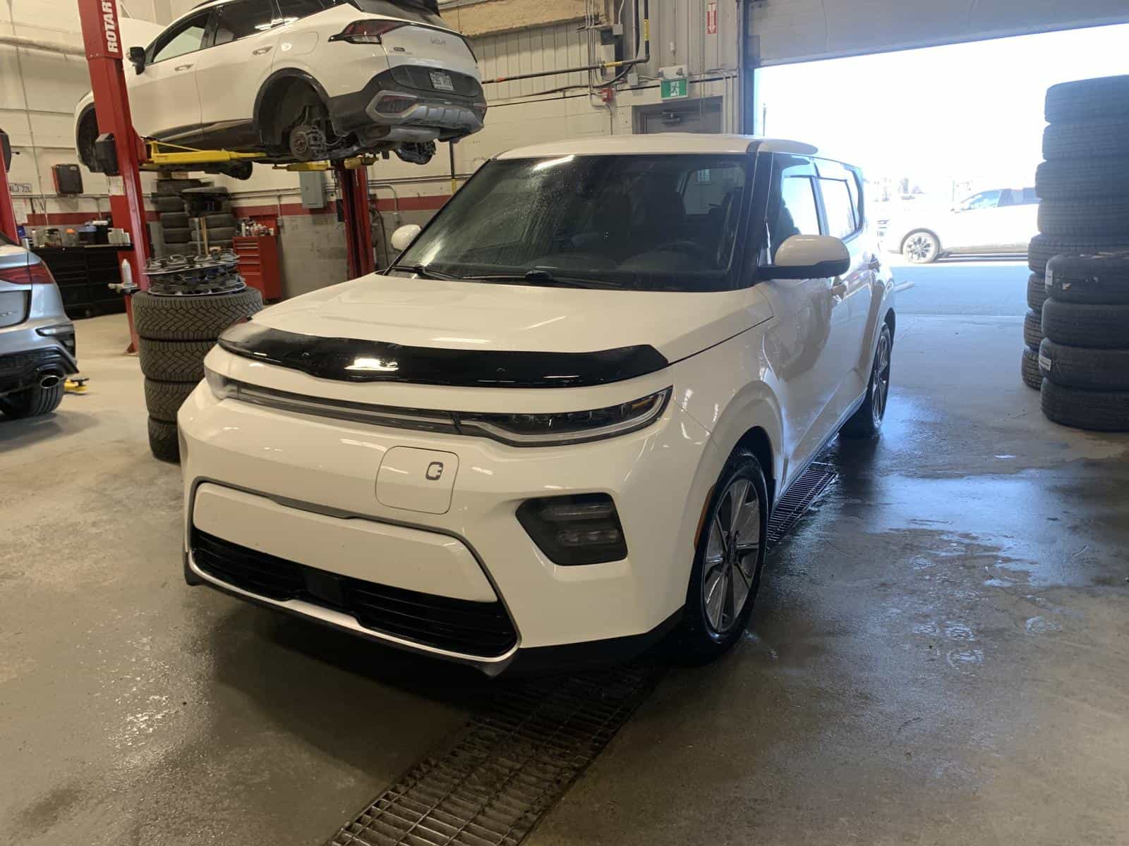 2022 Kia Soul EV Premium - Image 1