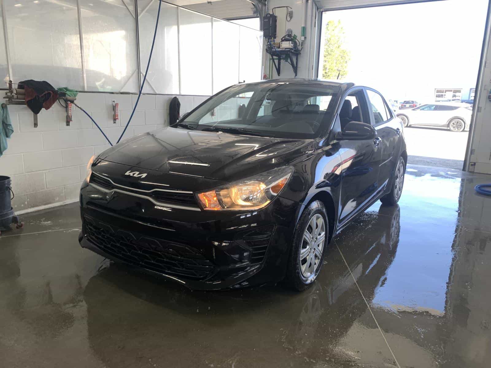 Image 1 Kia Rio LX+ 2023