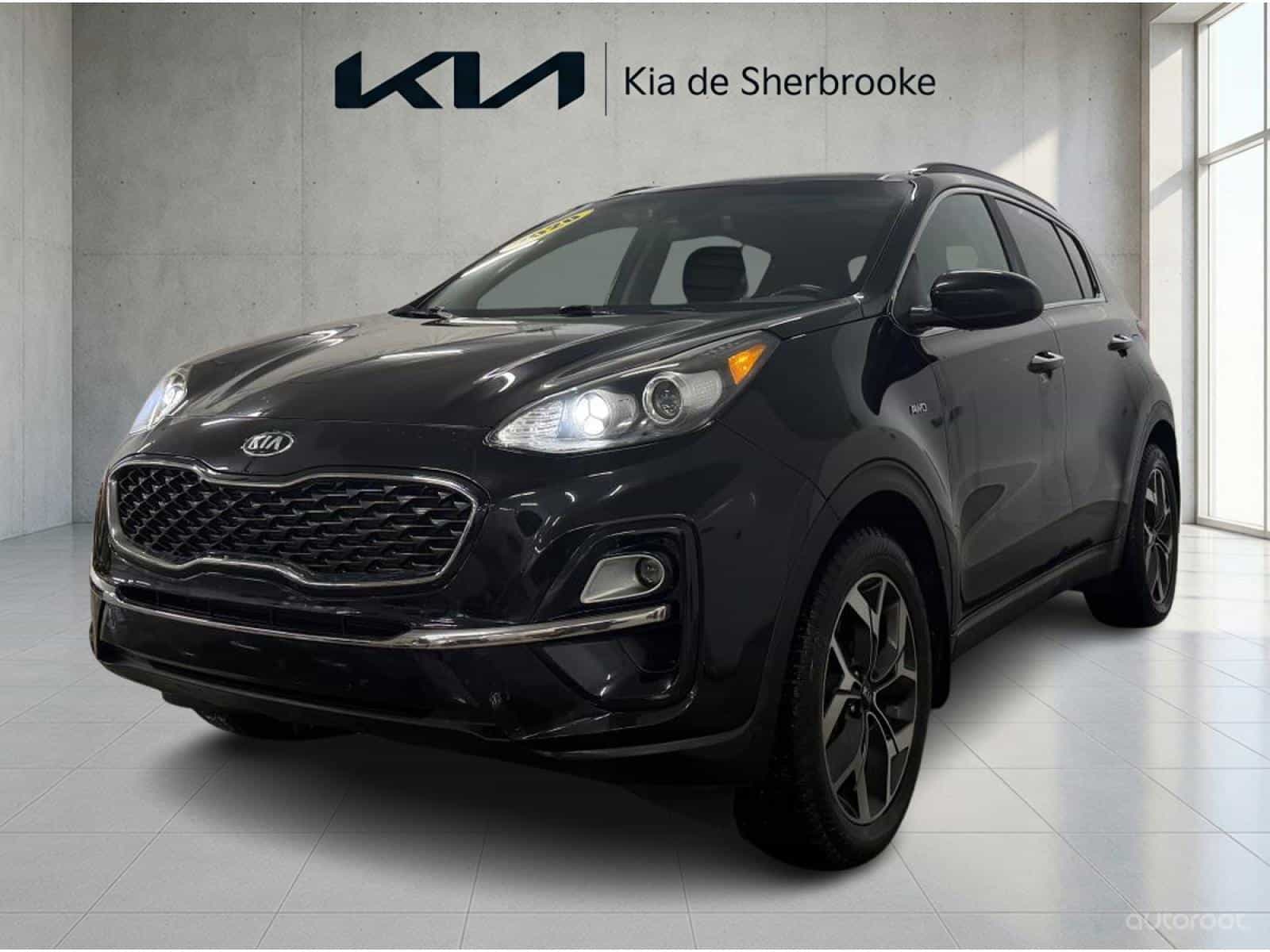 2020 Kia Sportage EX - Image 1