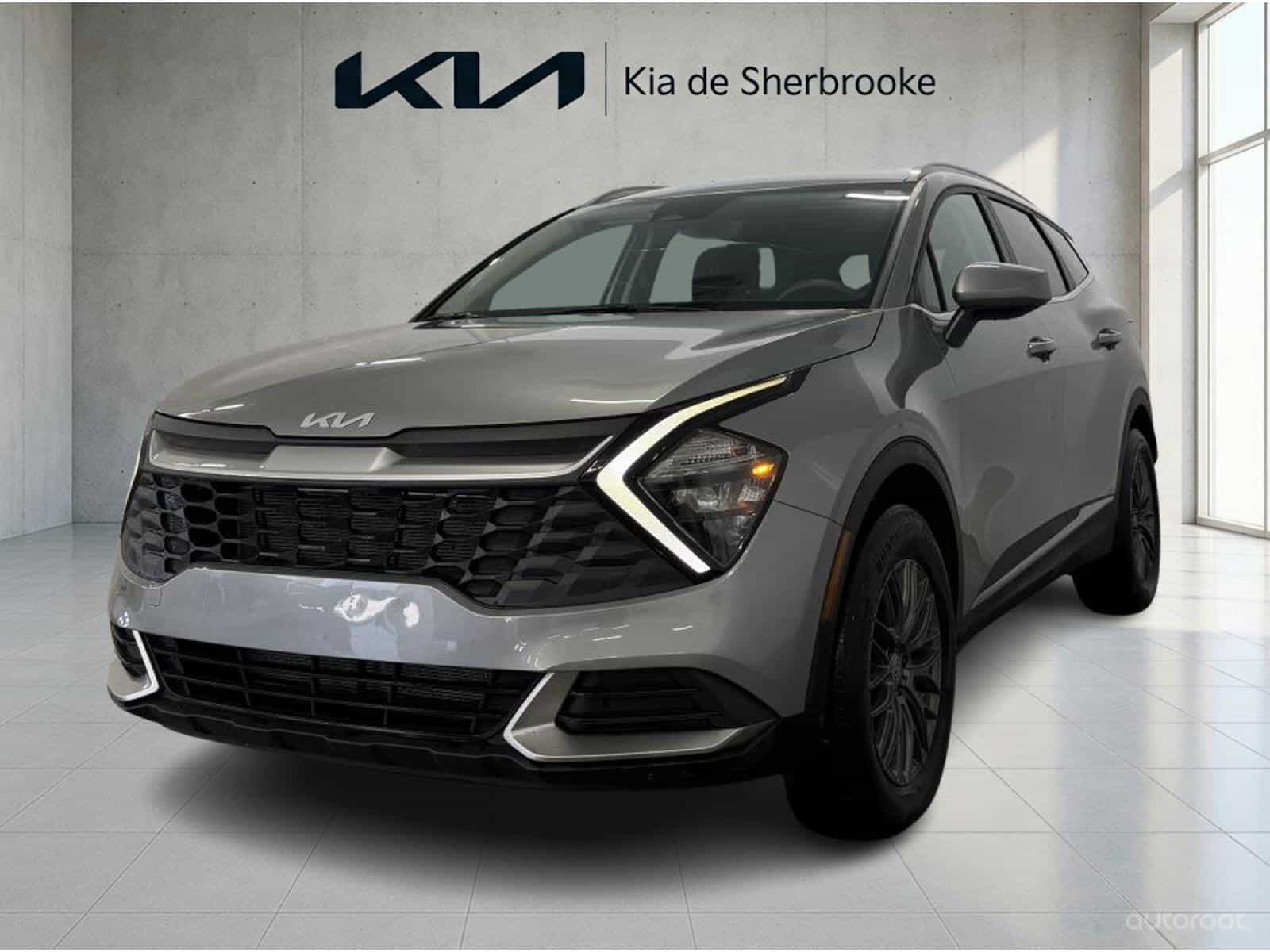 2023 Kia Sportage LX AWD - Image 1