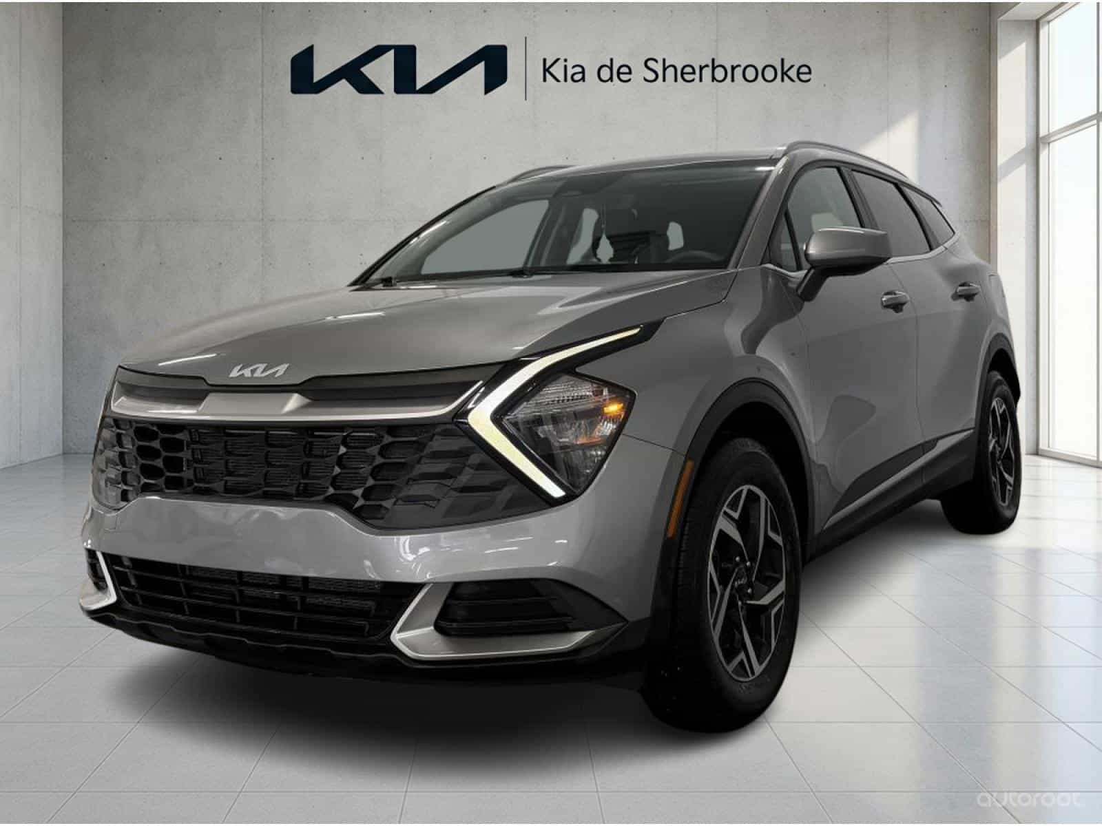 2023 Kia Sportage LX AWD - Image 1