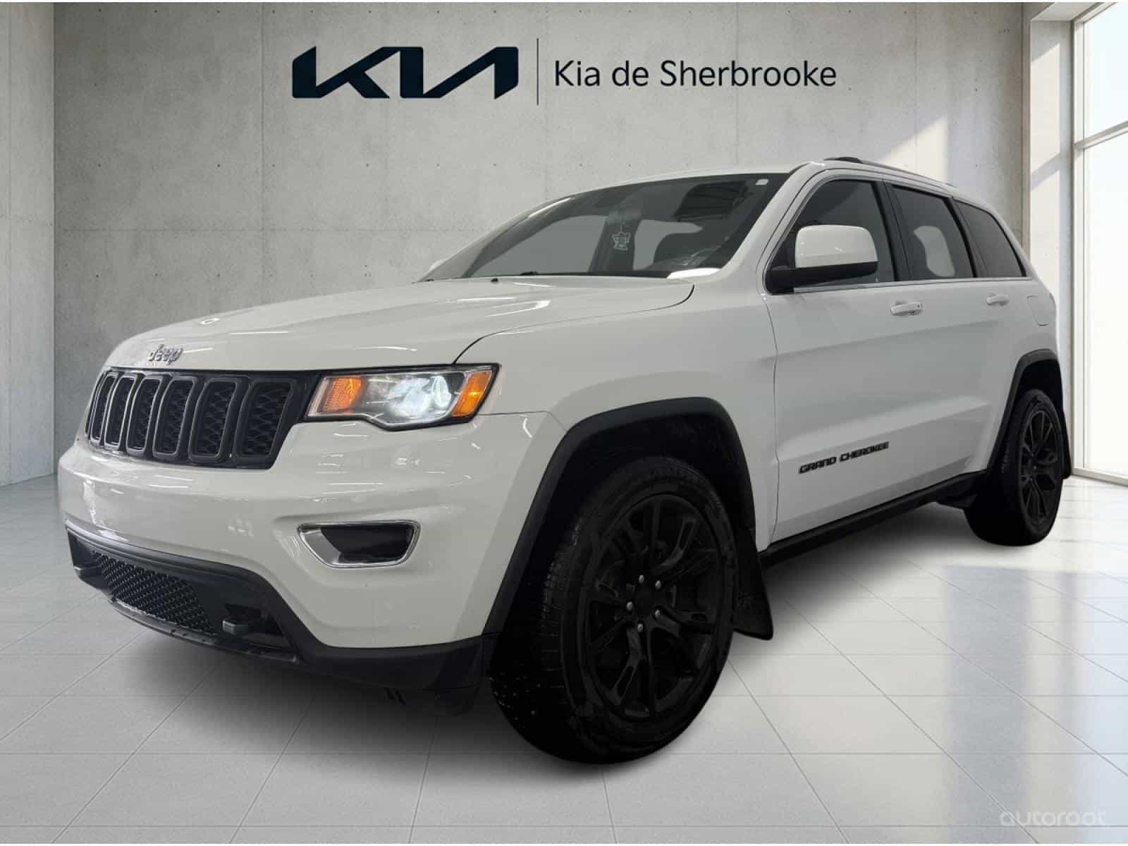 Image 1 Jeep Grand Cherokee Laredo Altitude 2021