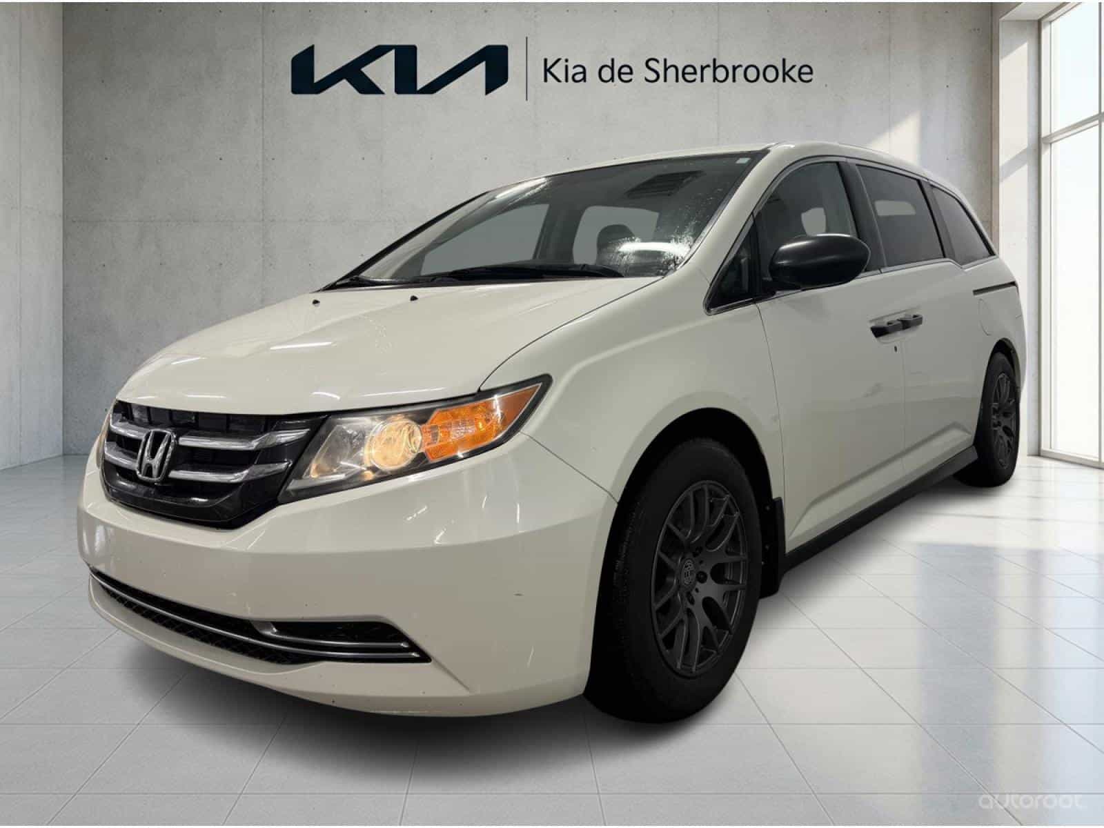 Image 1 Honda Odyssey SE 2017