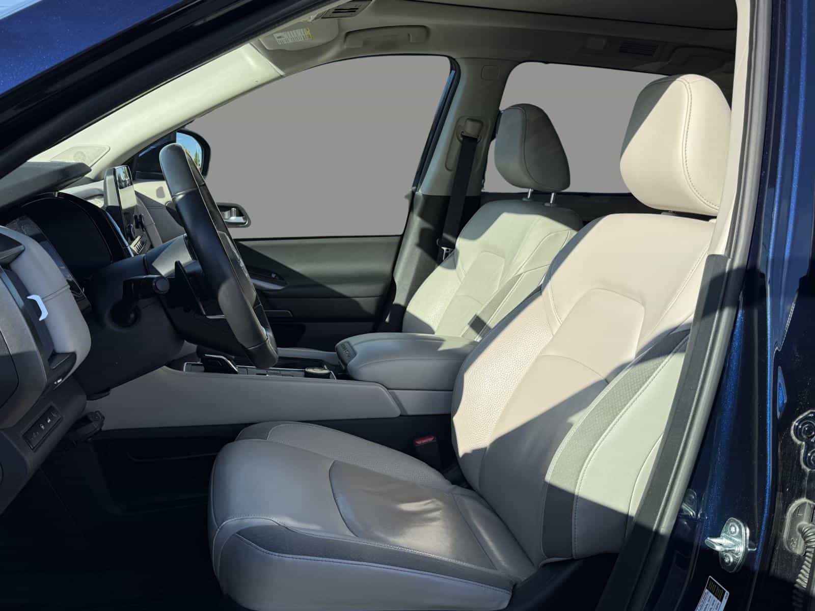 Image 10 Nissan Pathfinder SL 2022