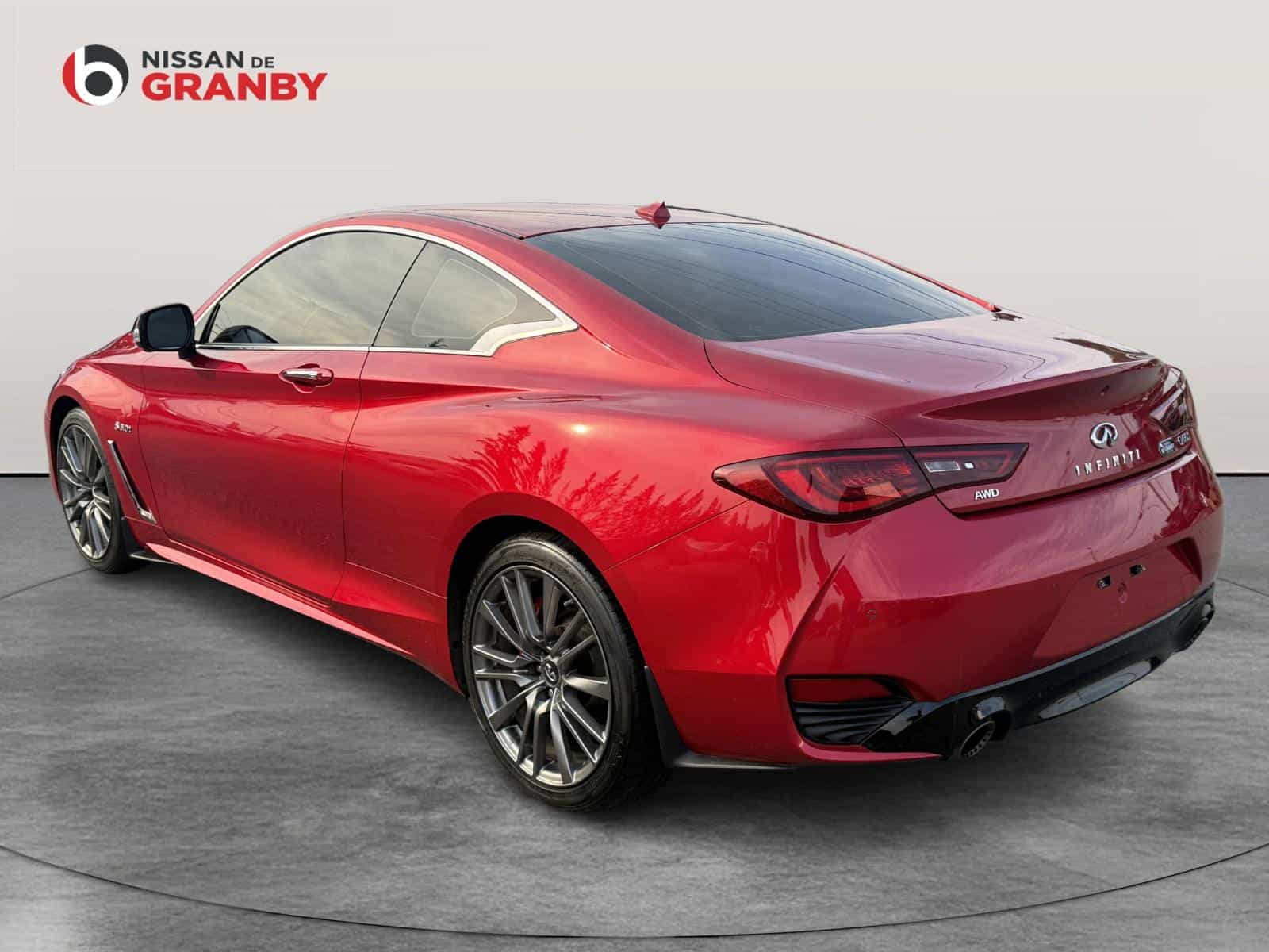 2017 Infiniti Q60 Sport - Image 3